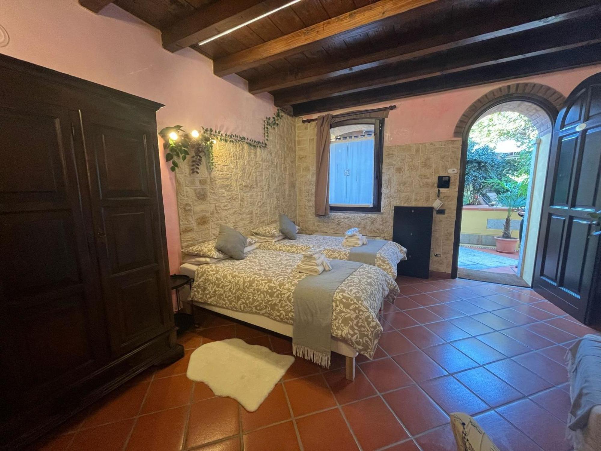 Monolocale Elvira Abbadesse Guest House Milano Eksteriør billede